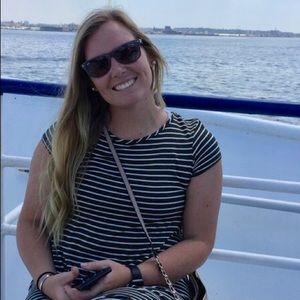 Meet your Posher, Natalie